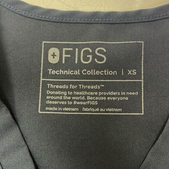 FIGS Technical Collection Navy Short Sleeve V-Neck Medical Scrub Shirt Pocket-XS - Picture 10 of 12